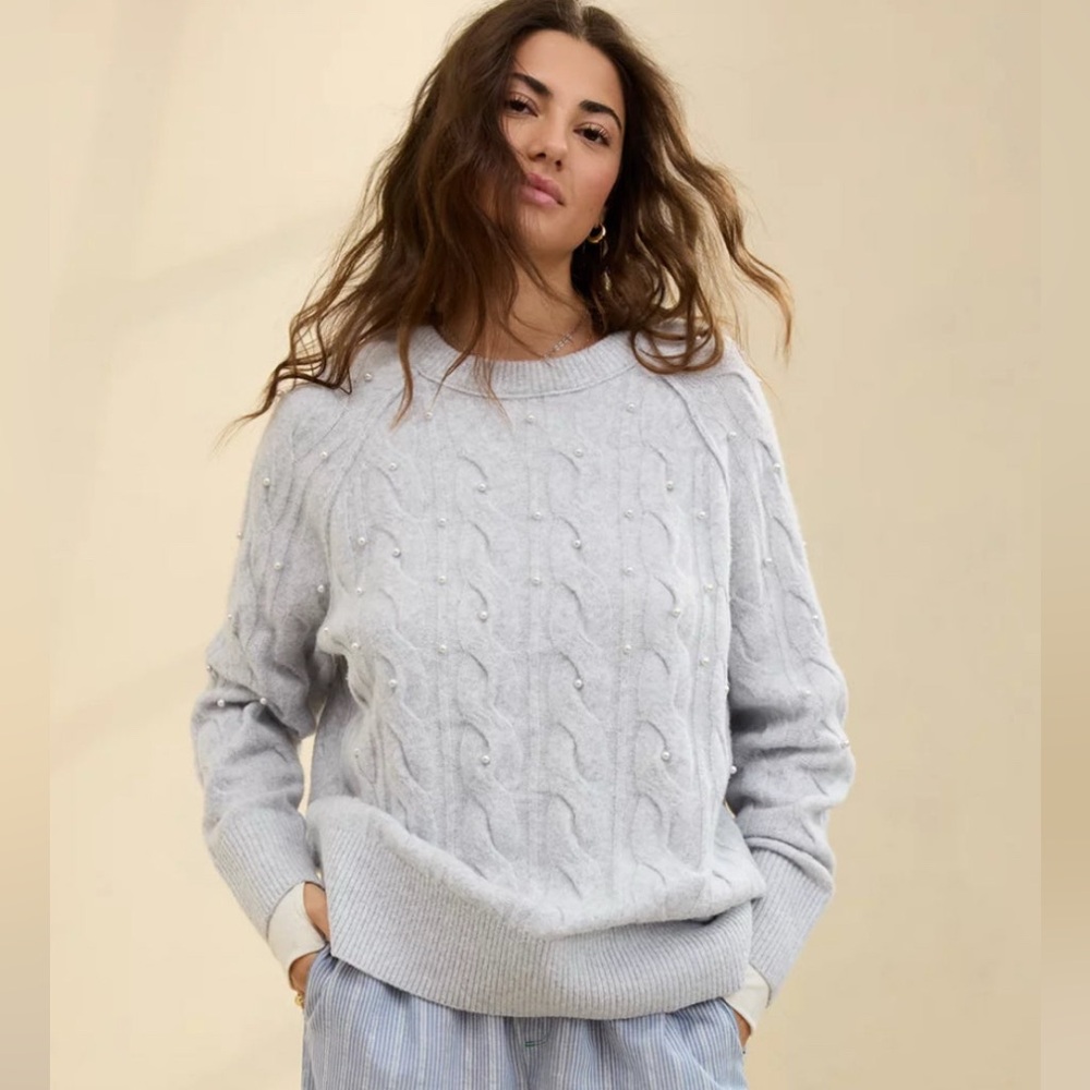 AERIE unREAL Oversized Cable Pearl Crew Sweater